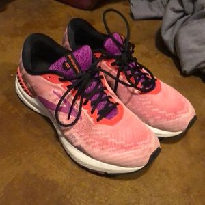Brooks running shoes Womens